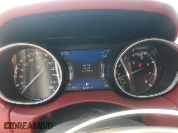 2018 Maserati Levante S with VIN ZN661YUL2JX302178, listed as a Copart auction lot 71066354 with 30,586 mi miles and Clean Title. Bid and sale history available at carsss.com. Image 9.