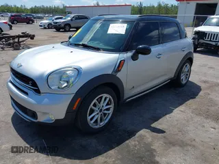 2015 MINI Countryman S z VIN WMWZC5C57FWP46371, wystawiony jako IAAI lot #42214115 z przebiegiem 87 234 mil mil oraz . Historia ofert i sprzedaży dostępna na DreamBid. Obrazek 17.