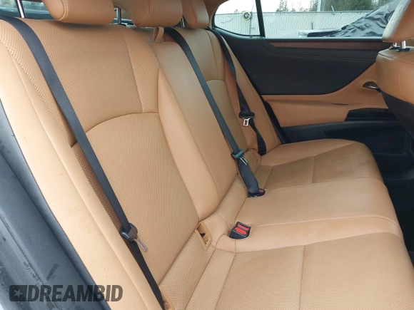 2022 Lexus ES 350 z VIN 58ADZ1B12NU125587, wystawiony jako IAAI lot #41293742 z przebiegiem 52 570 mil mil oraz . Historia ofert i sprzedaży dostępna na DreamBid. Obrazek 8.