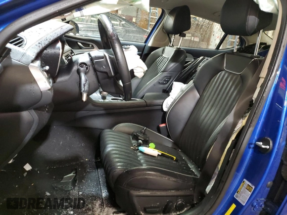 2022 Genesis G70 3.3T with VIN KMTG54TE8NU092068, listed as a Copart auction lot 85809484 with 48,319 mi miles and Salvage Title. Bid and sale history available at DreamBid. Image 7.