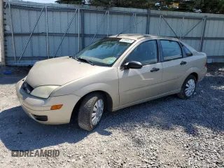 2007 Ford Focus S with VIN 1FAFP34N17W288945, listed as a Copart auction lot 62068625 with 137,374 mi miles and Salvage title. Bid and sale history available at DreamBid. Image 1.