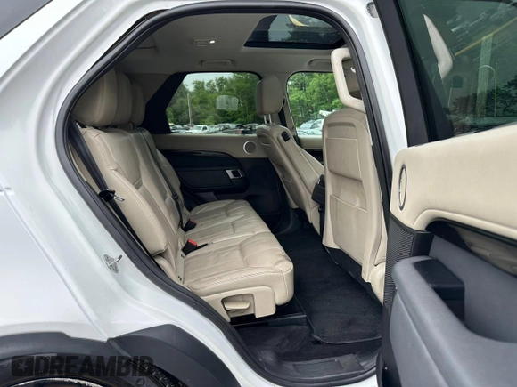 2017 Land Rover Discovery SE z VIN SALRGBBVXHA045789, wystawiony jako Copart lot #61727255 z przebiegiem 141 285 mil mil oraz Czysty tytuł • Clean title. Historia ofert i sprzedaży dostępna na DreamBid. Obrazek 7.