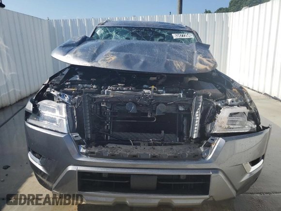 2024 Nissan Armada SV with VIN JN8AY2AC3R9196918, listed as a Copart auction lot 63477264 with 4,246 mi miles and Salvage Title. Bid and sale history available at carsss.com. Image 5.