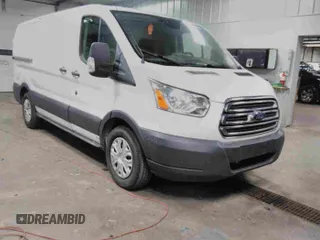 2018 Ford Transit z VIN 1FTYE1YM6JKB22823, wystawiony jako IAAI lot #42514705 z przebiegiem 147 895 mil mil oraz . Historia ofert i sprzedaży dostępna na DreamBid. Obrazek 14.