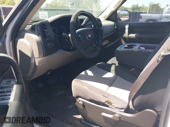2008 Chevrolet Silverado 1500 Work Truck with VIN 2GCEC13C181132693, listed as a IAAI auction lot 41994372 with 279,032 mi miles and . Bid and sale history available at DreamBid. Image 5.