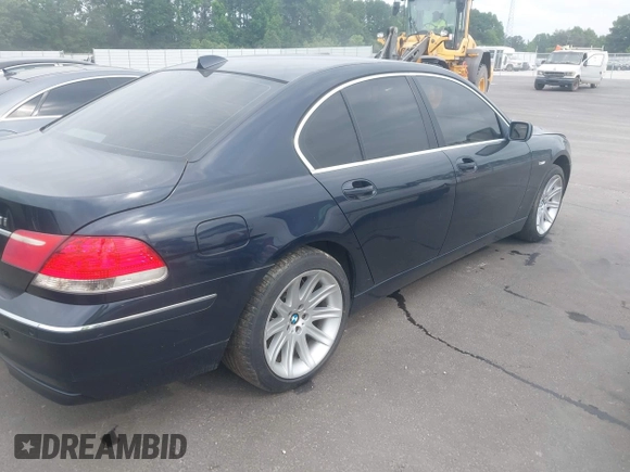 2006 BMW 7 Series 750i with VIN WBAHL83536DT01280, listed as a IAAI auction lot 42434025 with 181,189 mi miles and . Bid and sale history available at DreamBid. Image 4.