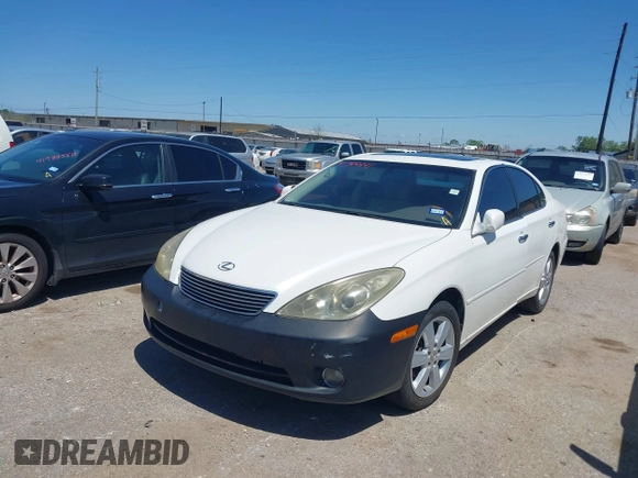 2005 Lexus ES 330 with VIN JTHBA30G355086983, listed as a IAAI auction lot 41982241 with 190,167 mi miles. Bid and sale history available at carsss.com. Image 2.
