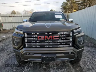 2023 GMC Canyon 4WD Denali with VIN 1GTP6FEK2P1219170, listed as a Copart auction lot 80591493 with 3,985 mi miles. Bid and sale history available at carsss.com. Image 5.