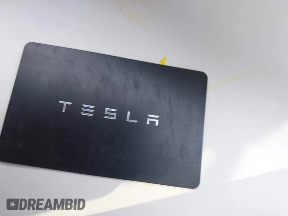 2023 Tesla Model 3 с VIN 5YJ3E1EAXPF645384, выставлен на аукционе IAAI как лот 42401955 с пробегом 18 031 миль миль и . История ставок и продаж доступна на DreamBid. Изображение 11.