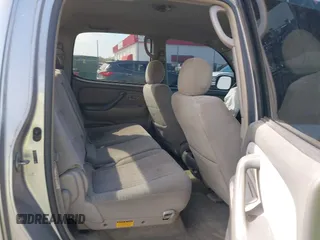 2006 Toyota Tundra SR5 with VIN 5TBET341X6S536552, listed as a IAAI auction lot 41888707 with 271,950 mi miles and . Bid and sale history available at DreamBid. Image 8.