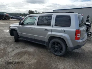 2015 Jeep Patriot Altitude Edition with VIN 1C4NJPBA2FD350653, listed as a Copart auction lot 80280164 with 104,310 mi miles and Salvage Title. Bid and sale history available at carsss.com. Image 2.