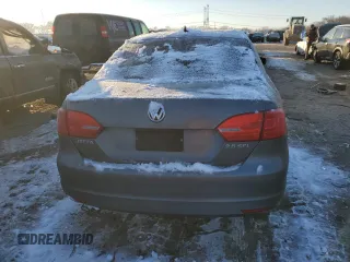 2011 Volkswagen Jetta SEL with VIN 3VWLZ7AJ2BM360094, listed as a Copart auction lot 87444734 with 140,417 mi miles and Salvage title. Bid and sale history available at DreamBid. Image 6.