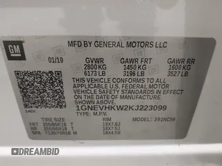 2019 Chevrolet Traverse LT z VIN 1GNEVHKW2KJ223099, wystawiony jako IAAI lot #41755700 z przebiegiem 71 716 mil mil oraz . Historia ofert i sprzedaży dostępna na DreamBid. Obrazek 9.