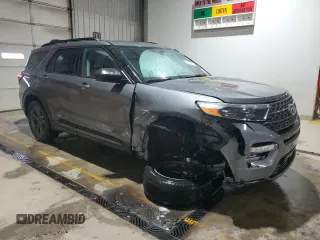 2021 Ford Explorer XLT with VIN 1FMSK8DHXMGA22114, listed as a Copart auction lot 52604955 with 212,538 mi miles and Salvage Title. Bid and sale history available at carsss.com. Image 4.