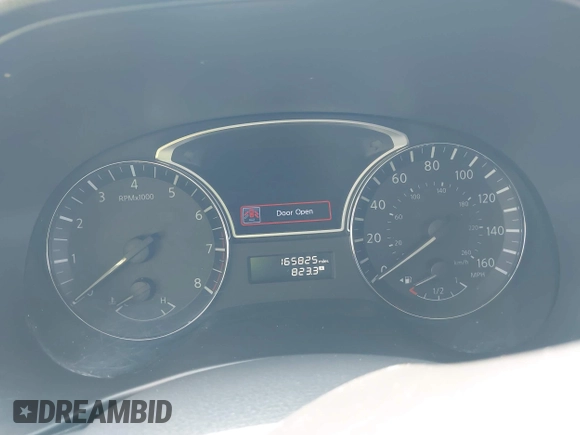 2015 Nissan Pathfinder SV with VIN 5N1AR2MN8FC689252, listed as a IAAI auction lot 42409596 with 165,825 mi miles and . Bid and sale history available at DreamBid. Image 7.