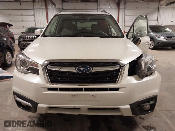 2017 Subaru Forester Limited with VIN JF2SJARCXHH511108, listed as a IAAI auction lot 41827539 with 162,812 mi miles. Bid and sale history available at carsss.com. Image 12.