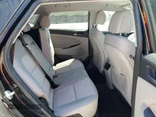 2017 Hyundai Tucson Value z VIN KM8J33A25HU285145, wystawiony jako Copart lot #53126025 z przebiegiem 89 912 mil mil oraz Szkoda całkowita • Salvage title. Historia ofert i sprzedaży dostępna na DreamBid. Obrazek 11.