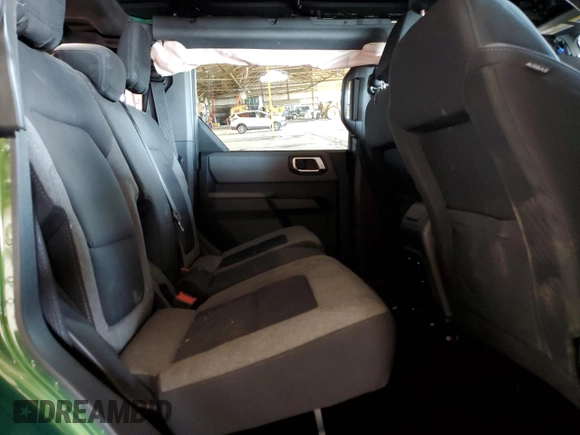 2023 Ford Bronco с VIN 1FMDE5BH4PLB62480, выставлен на аукционе Copart как лот 52214675 с пробегом 19 287 миль миль и Списание • Salvage title. История ставок и продаж доступна на DreamBid. Изображение 10.