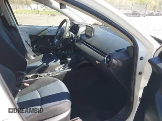 2016 Scion iA z VIN 3MYDLBZVXGY122157, wystawiony jako IAAI lot #41991308 z przebiegiem 133 026 mil mil oraz . Historia ofert i sprzedaży dostępna na DreamBid. Obrazek 5.