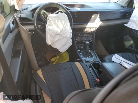 2023 Volkswagen Taos SE z VIN 3VVNX7B21PM308277, wystawiony jako Copart lot #82367714 z przebiegiem Nie podano mil oraz Nie do naprawy • Non repairable. Historia ofert i sprzedaży dostępna na DreamBid. Obrazek 8.