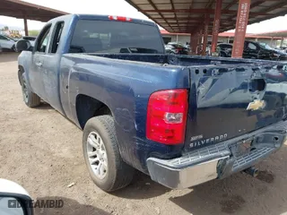 2011 Chevrolet Silverado 1500 LT with VIN 1GCRCSE06BZ210670, listed as a IAAI auction lot 41731033 with 259,099 mi miles. Bid and sale history available at carsss.com. Image 3.
