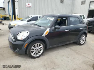 2013 MINI Cooper Countryman with VIN WMWZB3C56DWM08030, listed as a Copart auction lot 50261555 with 91,111 mi miles and Salvage Title. Bid and sale history available at carsss.com. Image 1.