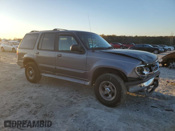 1997 Ford Explorer XL with VIN 1FMDU34XXVUC61582, listed as a Copart auction lot 81957344 with 153,852 mi miles and Salvage title. Bid and sale history available at DreamBid. Image 4.