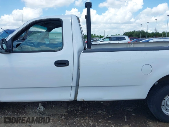 2000 Ford F-150 with VIN 1FTZF1724YKB07961, listed as a IAAI auction lot 42549926 with 186,865 mi miles and . Bid and sale history available at DreamBid. Image 14.
