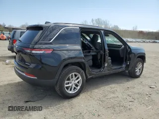 2024 Jeep Grand Cherokee Altitude with VIN 1C4RJHAG9R8574156, listed as a Copart auction lot 53276725 with 3,341 mi miles and Salvage title. Bid and sale history available at DreamBid. Image 3.