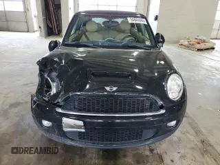 2010 MINI Hardtop S с VIN WMWMF7C55ATX44934, выставлен на аукционе Copart как лот 54049965 с пробегом 66 452 миль миль и Списание • Salvage title. История ставок и продаж доступна на DreamBid. Изображение 5.