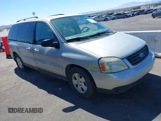 2005 Ford Freestar SES с VIN 2FMZA57625BA22238, выставлен на аукционе IAAI как лот 41840708 с пробегом 195 192 миль миль и . История ставок и продаж доступна на DreamBid. Изображение 1.