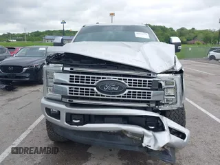 2017 Ford F-250 Lariat with VIN 1FT7W2BT0HED15184, listed as a IAAI auction lot 42133773 with 88,679 mi miles and . Bid and sale history available at DreamBid. Image 12.
