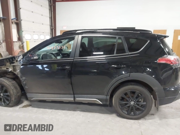 2018 Toyota RAV4 XLE with VIN 2T3RFREV0JW715761, listed as a IAAI auction lot 41881863 with 67,534 mi miles and . Bid and sale history available at DreamBid. Image 14.