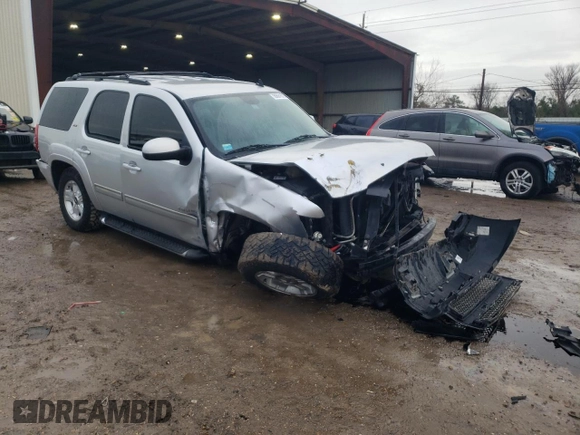 2011 Chevrolet Tahoe LT z VIN 1GNSCBE06BR350033, wystawiony jako Copart lot #88861575 z przebiegiem 171 373 mil mil oraz Szkoda całkowita • Salvage title. Historia ofert i sprzedaży dostępna na DreamBid. Obrazek 4.