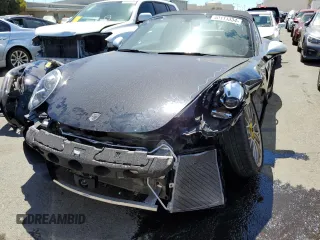 2019 Porsche 911 4S with VIN WP0BB2A99KS126019, listed as a Copart auction lot 60111334 with 25,012 mi miles and Salvage Title. Bid and sale history available at carsss.com. Image 5.