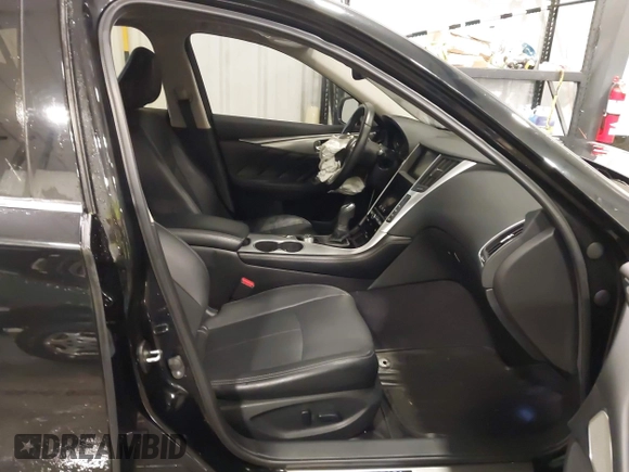 2021 Infiniti Q50 Luxe with VIN JN1EV7BR0MM755324, listed as a IAAI auction lot 42126177 with 33,000 mi miles and . Bid and sale history available at DreamBid. Image 5.