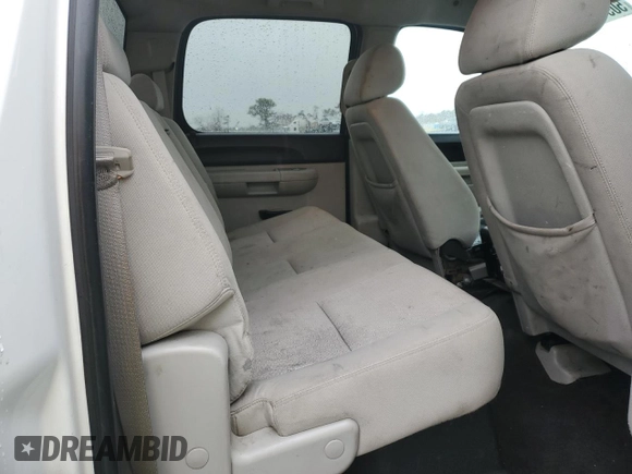 2010 Chevrolet Silverado 1500 1HY with VIN 3GCXKUEJ0AG216204, listed as a Copart auction lot 50546545 with 99,576 mi miles and Salvage Title. Bid and sale history available at DreamBid. Image 10.