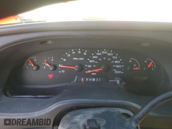 2004 Ford Econoline Cargo with VIN 1FTRE14W94HA14063, listed as a Copart auction lot 45966115 with 174,188 mi miles and Salvage Title. Bid and sale history available at carsss.com. Image 9.