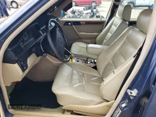 1990 Mercedes-Benz 300 with VIN WDBEA30D4LB250047, listed as a Copart auction lot 74139384 with 276,613 mi miles and Clean Title. Bid and sale history available at carsss.com. Image 7.