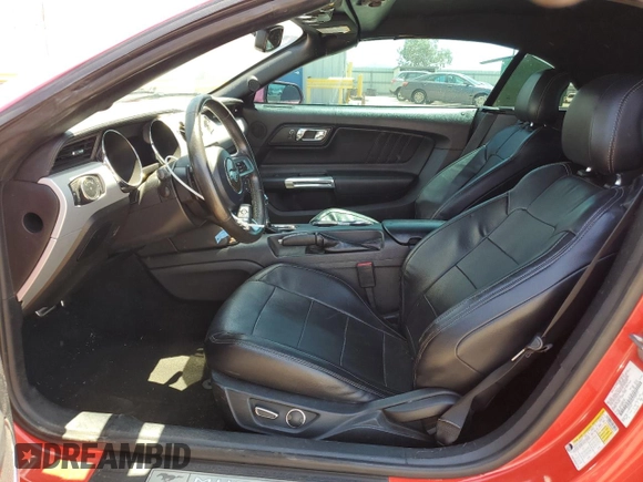2016 Ford Mustang EcoBoost Premium z VIN 1FATP8UH4G5238170, wystawiony jako Copart lot #59298495 z przebiegiem 95 684 mil mil oraz Szkoda całkowita • Salvage title. Historia ofert i sprzedaży dostępna na DreamBid. Obrazek 7.