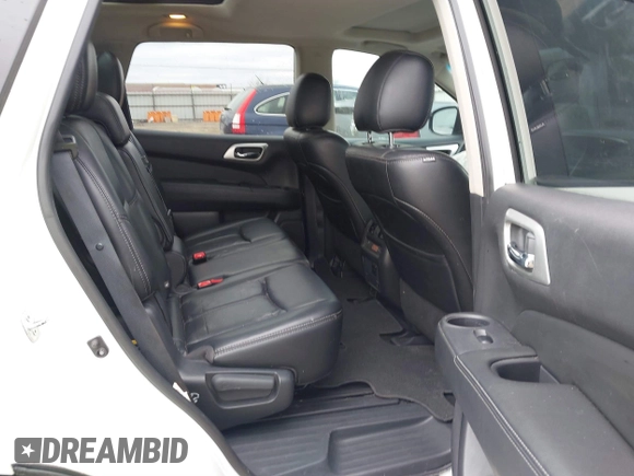 2016 Nissan Pathfinder Platinum with VIN 5N1AR2MM8GC662836, listed as a IAAI auction lot 41702450 with 149,885 mi miles. Bid and sale history available at carsss.com. Image 8.