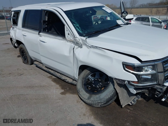 2020 Chevrolet Tahoe Commercial with VIN 1GNSKDEC5LR261015, listed as a IAAI auction lot 42001083 with 110,668 mi miles. Bid and sale history available at carsss.com. Image 6.