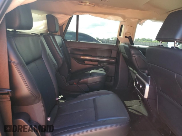 2024 Ford Expedition Max XLT with VIN 1FMJK1H87REA85137, listed as a Copart auction lot 46241645 with 4,845 mi miles and Non repairable. Bid and sale history available at DreamBid. Image 11.
