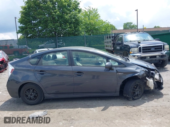 2014 Toyota Prius Four with VIN JTDKN3DUXE0368475, listed as a IAAI auction lot 42393101 with 186,108 mi miles and . Bid and sale history available at DreamBid. Image 14.