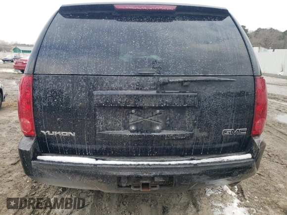 2009 GMC Yukon SLT w/4SB with VIN 1GKFK33099R228562, listed as a Copart auction lot 42191375 with 133,568 mi miles and Salvage Title. Bid and sale history available at carsss.com. Image 6.