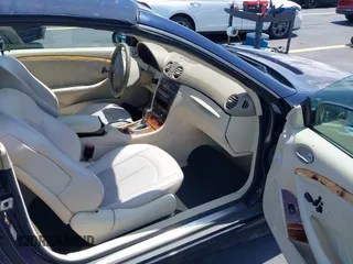 2004 Mercedes-Benz CLK 320 z VIN WDBTK65G84T033363, wystawiony jako IAAI lot #42279646 z przebiegiem 97 431 mil mil oraz . Historia ofert i sprzedaży dostępna na DreamBid. Obrazek 5.