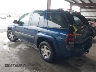 2003 Chevrolet TrailBlazer LS with VIN 1GNDT13S332354526, listed as a IAAI auction lot 42023178 with Not Provided miles and . Bid and sale history available at DreamBid. Image 3.