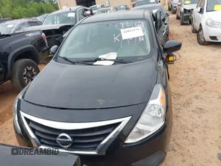 2019 Nissan Versa SV z VIN 3N1CN7AP4KL820481, wystawiony jako IAAI lot #42033570 z przebiegiem 106 678 mil mil oraz . Historia ofert i sprzedaży dostępna na DreamBid. Obrazek 12.