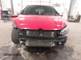 2015 Volkswagen Golf GTI SE with VIN 3VW5T7AU8FM087513, listed as a IAAI auction lot 41095244 with 84,064 mi miles. Bid and sale history available at carsss.com. Image 6.