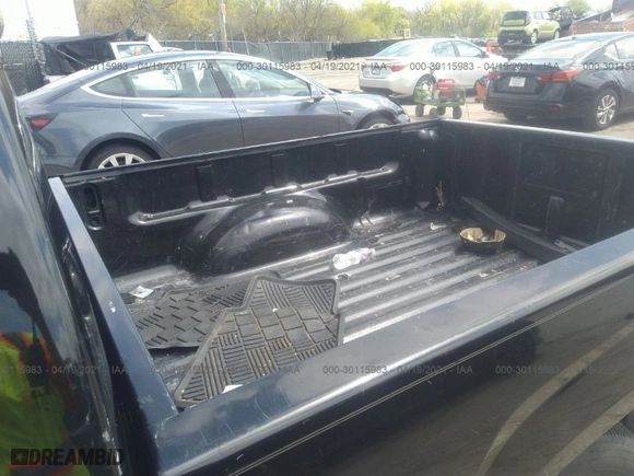 2006 Chevrolet Colorado LS with VIN 1GCCS148868113413, listed as a IAAI auction lot 30115983 with 291,134 mi miles. Bid and sale history available at carsss.com. Image 8.